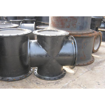 Cross pipe fitting of precision forged